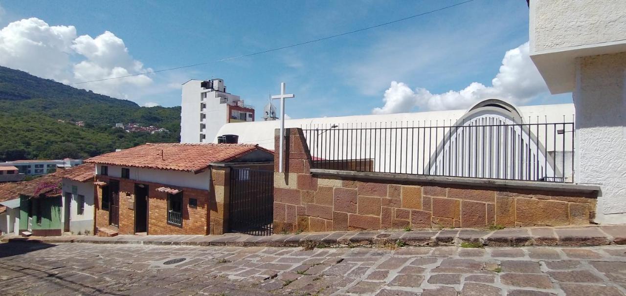 Santander Aleman Hostel San Gil Esterno foto