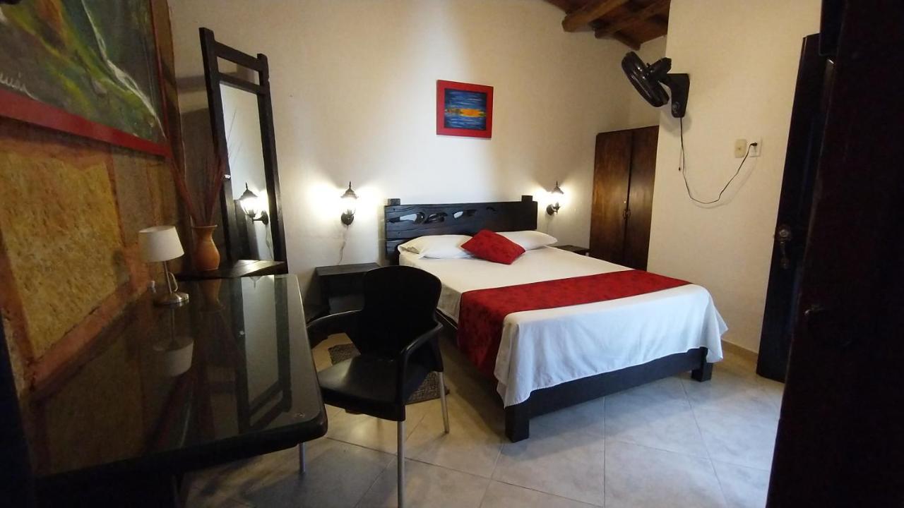 Santander Aleman Hostel San Gil Esterno foto
