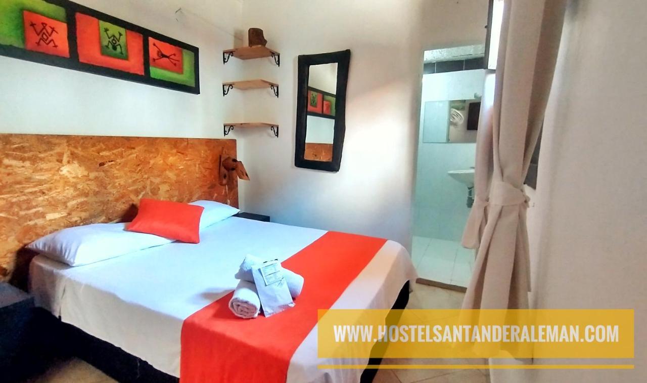 Santander Aleman Hostel San Gil Esterno foto
