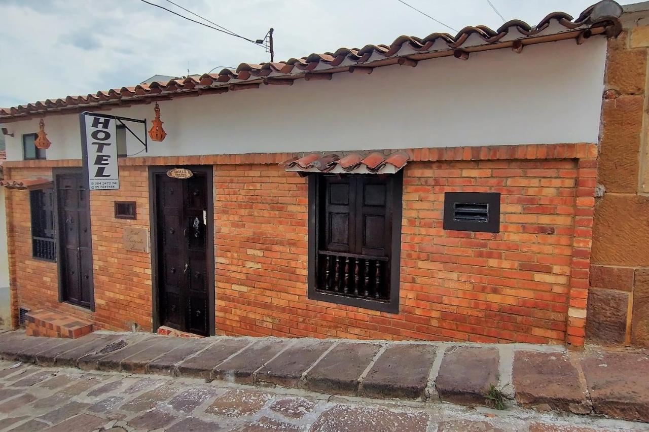 Santander Aleman Hostel San Gil Esterno foto