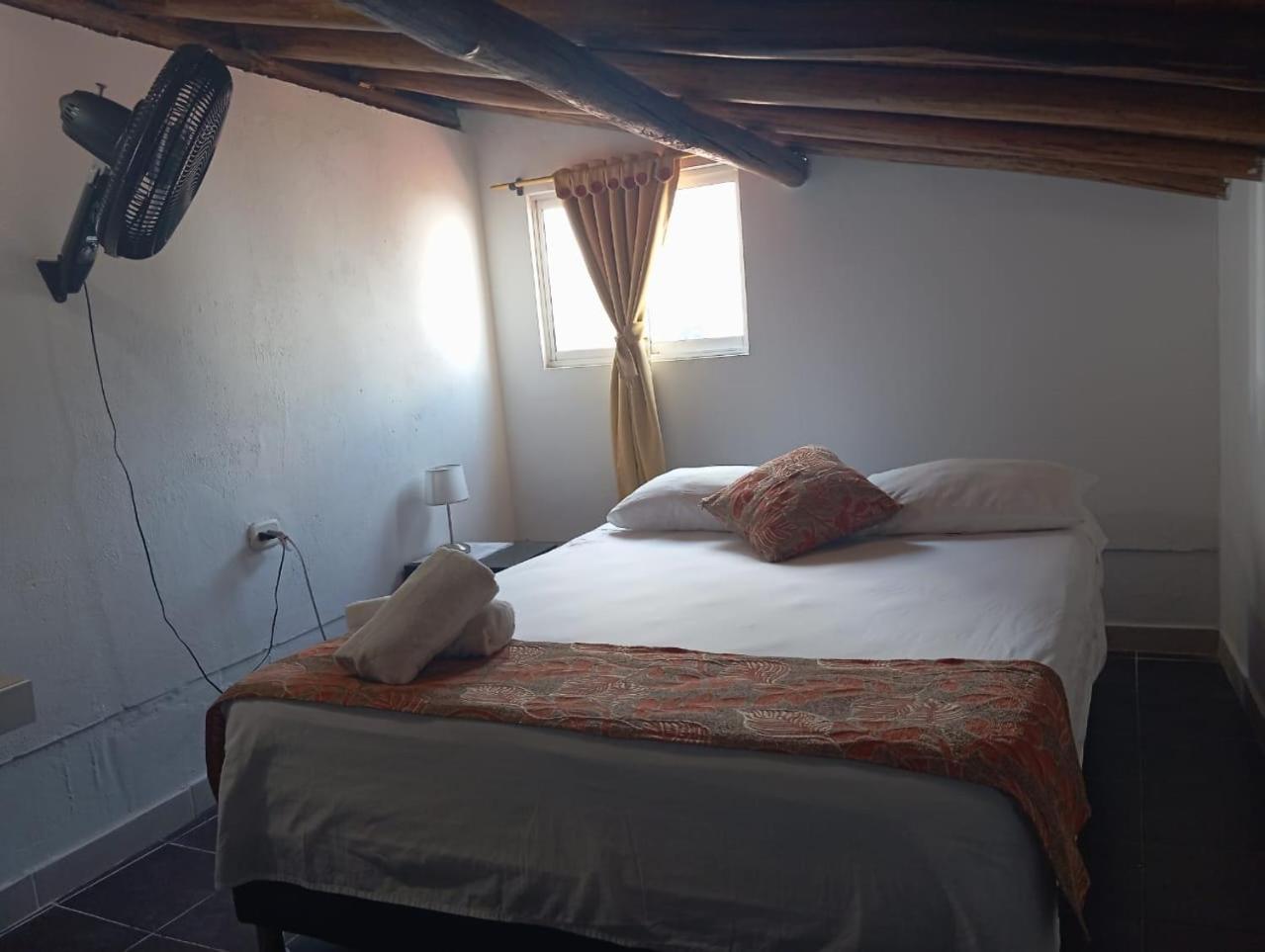 Santander Aleman Hostel San Gil Esterno foto