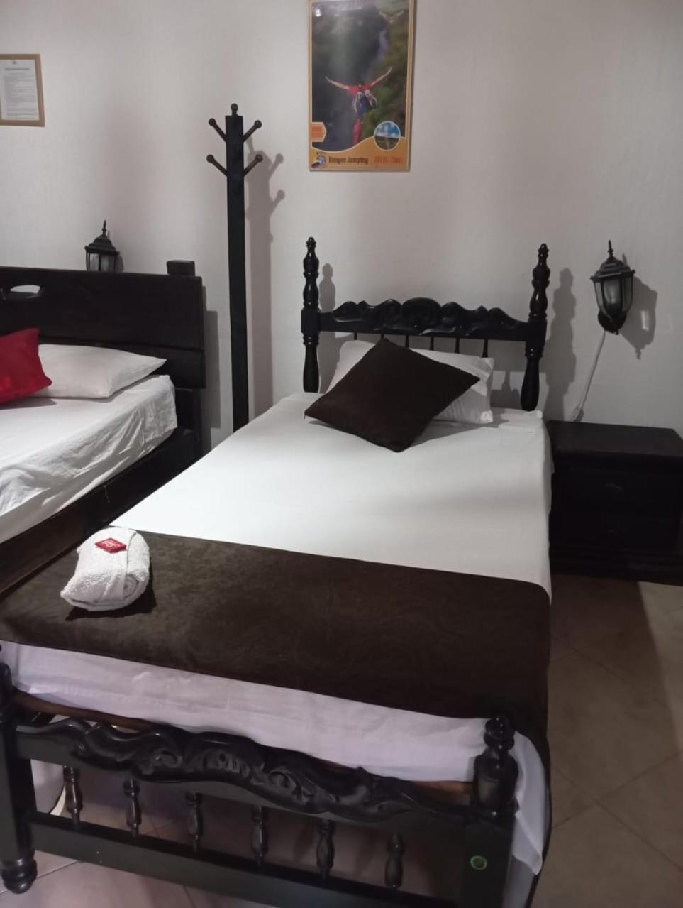 Santander Aleman Hostel San Gil Esterno foto