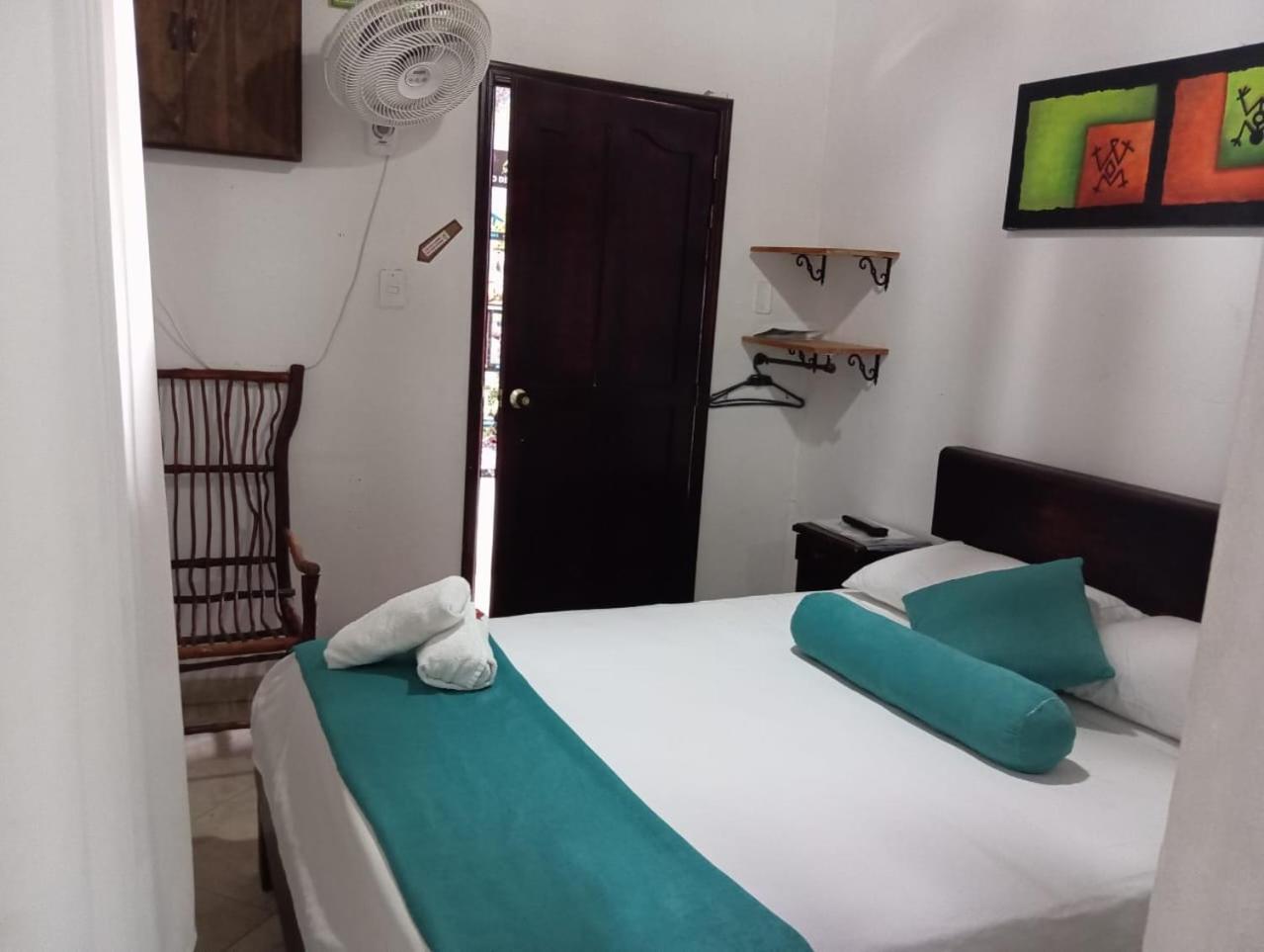 Santander Aleman Hostel San Gil Esterno foto