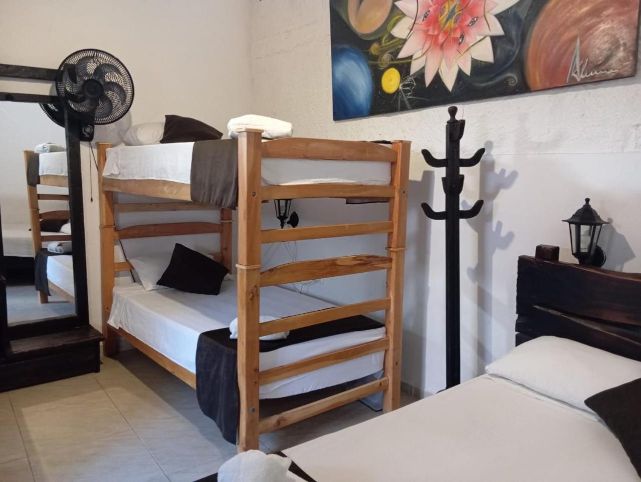 Santander Aleman Hostel San Gil Esterno foto